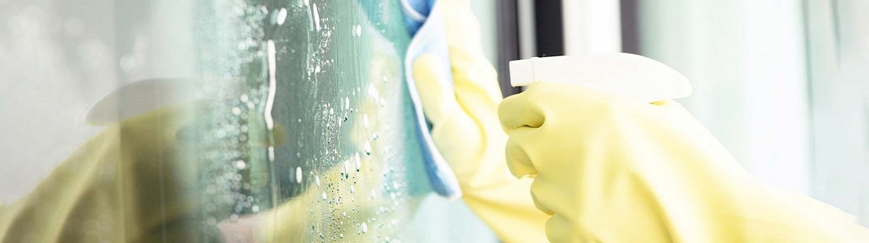 چگونه شیشه و پنجره های خانه را تمیز کنیم؟ (140)