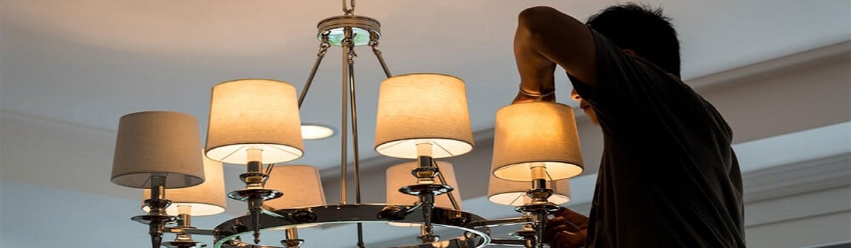 70-چگونه یک لوستر سقفی را نصب کنیم؟