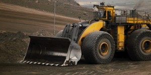 با  Komatsu WE2350 بزرگ‌ ترین لودر چرخ لاستیکی جهان آشنا شوید(132)