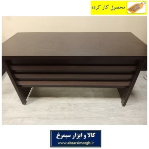 میز اداری چوبی سه خط ۱۴۰ سانت رنگ قهوه ای کارکرده و سالم UTW-003