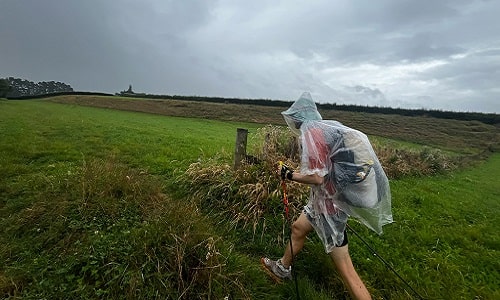 نکات قابل توجه در خرید یک لباس نایلونی یا پانچوی مناسب