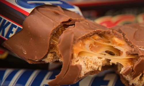 تجربه مصرف، طعم و مزه شکلات Snickers