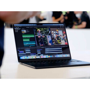 لپ تاپ 13.6 اینچی اپل مدل MacBook Air MC7X4 2022-M2-16GB RAM-256GB SSD