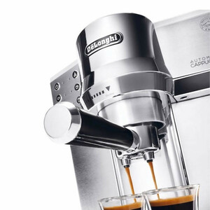 اسپرسوساز خانگی 1200 میلی‌لیتری دلونگی مدل EC850M با مصرف پودر قهوه، مناسب تهیه اسپرسو، کاپوچینو و کافه لاته