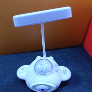 چراغ خواب و چراغ مطالعه شارژِی فضاپیما