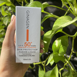 کرم ضدآفتاب بدون رنگ پوست مختلط تا چرب ژیناژن spf 50