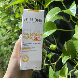 ضد آفتاب فلویید +SPF50 پوست چرب و مختلط اسکین وان