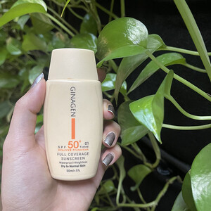 کرم ضد آفتاب رنگی شماره 1 پوست نرمال تا خشک SPF50 ژیناژن1