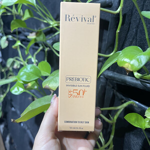 فلوئید ضد آفتاب پربیوتیک SPF50 پوست چرب رویوال