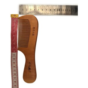 شانه چوبی سنتی (دندانه ریز دسته دار)