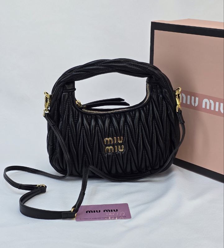 کیف میو میو مدل دستی