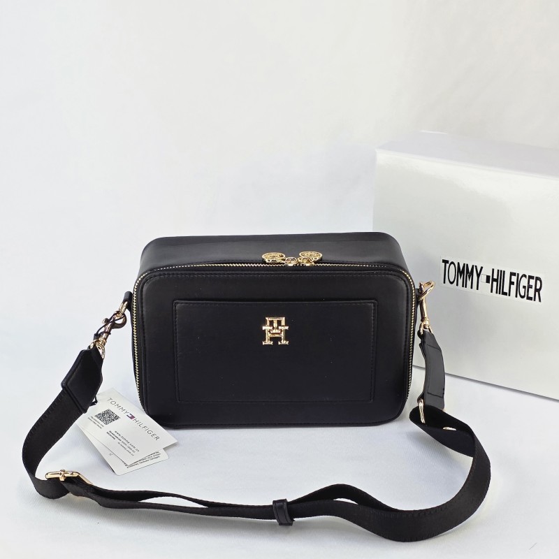 کیف تامی هیلفیگر مدل دوشی