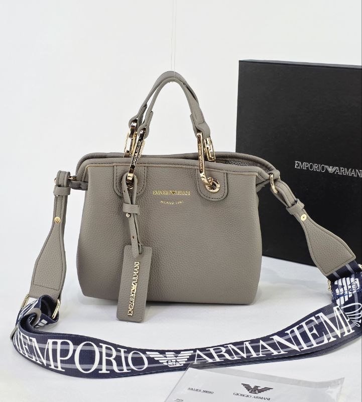 کیف آرمانی مدل اسپرت 8805S