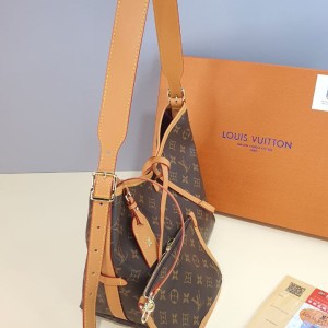 کیف لویی ویتون مدل دوشی