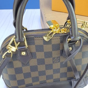 کیف لویی ویتون مدل دستی