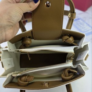 کیف ولنتینو مدل اسپرت8804S