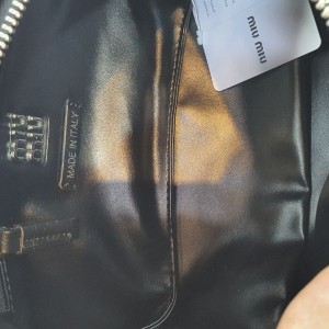 کیف میو میو مدل اسپرت