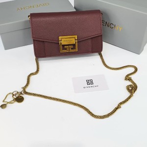 کیف جیوانچی مدل دوشی