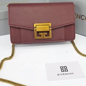 کیف جیوانچی مدل دوشی