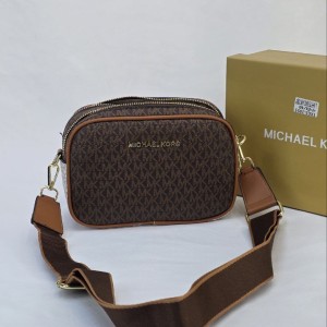 کیف مایکل کورس مدل اسپرت