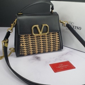 کیف ولنتینو مدل حصیری