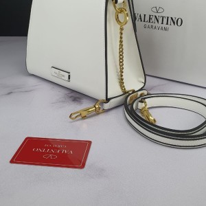 کیف ولنتینو مدل حصیری