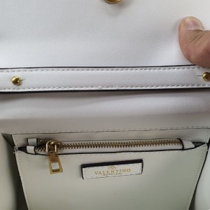 کیف ولنتینو مدل حصیری