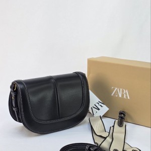 کیف زارا مدل دوشی