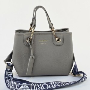 کیف آرمانی مدل اسپرت 8805M