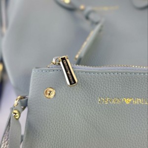 کیف آرمانی مدل اسپرت 8805M