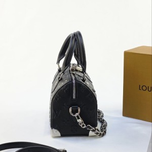 کیف صندوقی لویی ویتون 14575