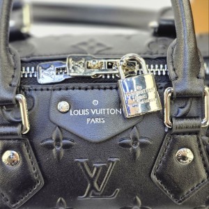 کیف صندوقی لویی ویتون 14575