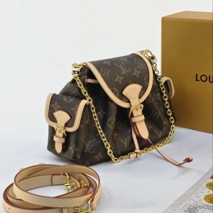 کیف دوشی لویی ویتون 25085