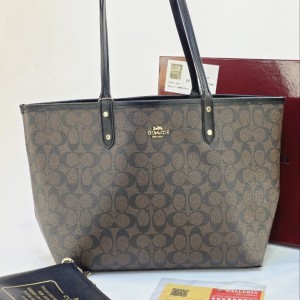 کیف بزرگ دو رو کوچ 88019