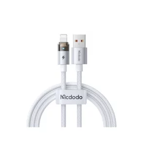 تصویر کابل شارژ مک‌دودو CA-691 لایتنینگ، در حال اتصال به یک آیفون برای شارژ سریع