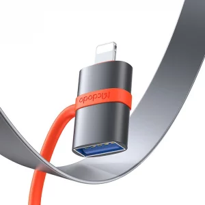 تبدیل OTG مک‌دودو OT-2600، امکان اتصال دستگاه‌های USB به آیفون با پورت لایتنینگ، انتقال سریع داده‌ها و طراحی مقاوم با بند سیلیکونی