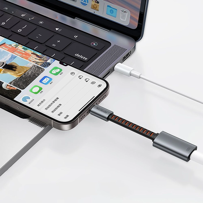 تبدیل لایتنینگ به تایپسی ۳کاره مکدودو CA-4870، راهحل مناسب برای شارژ سریع و انتقال دیتا - از iDigie بخرید