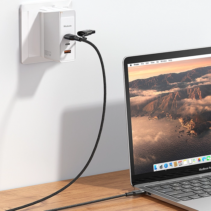 کابل مکدودو CA-8800، بهترین انتخاب برای شارژ دستگاههای مختلف با تایپ سی، لایتنینگ و میکرو، توان 100 وات و طول مناسب - iDigie