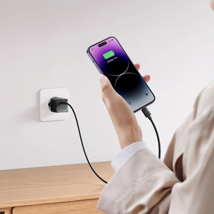 شارژر اصلی ۲۰W مک دودو CH-3771 | فست شارژ PD، تایپ سی، مینی و ایمن | مناسب آیفون ۸−۱۵ و سامسونگ