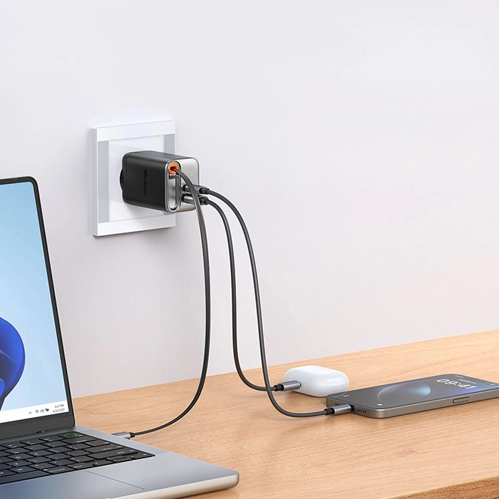 شارژر مک‌دودو CH-4100، راه‌حل مناسب برای شارژ لپ‌تاپ با توان 67 وات، فناوری GaN، 3 پورت و کابل Type-C جمع‌شونده