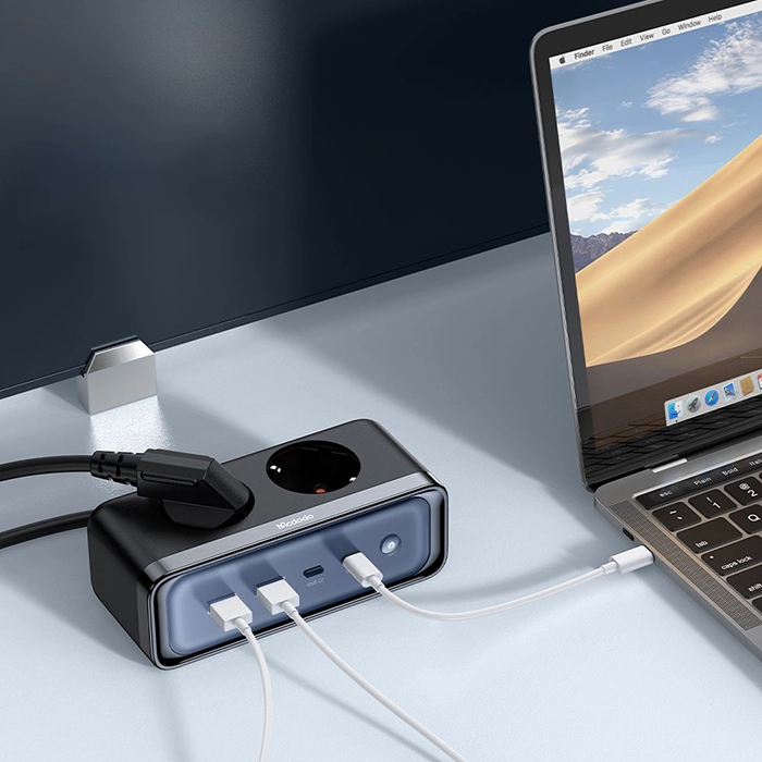 تصویر چندراهی و شارژر 70W GaN مک‌دودو CH-4610 | محافظ برق، فست شارژ PD.