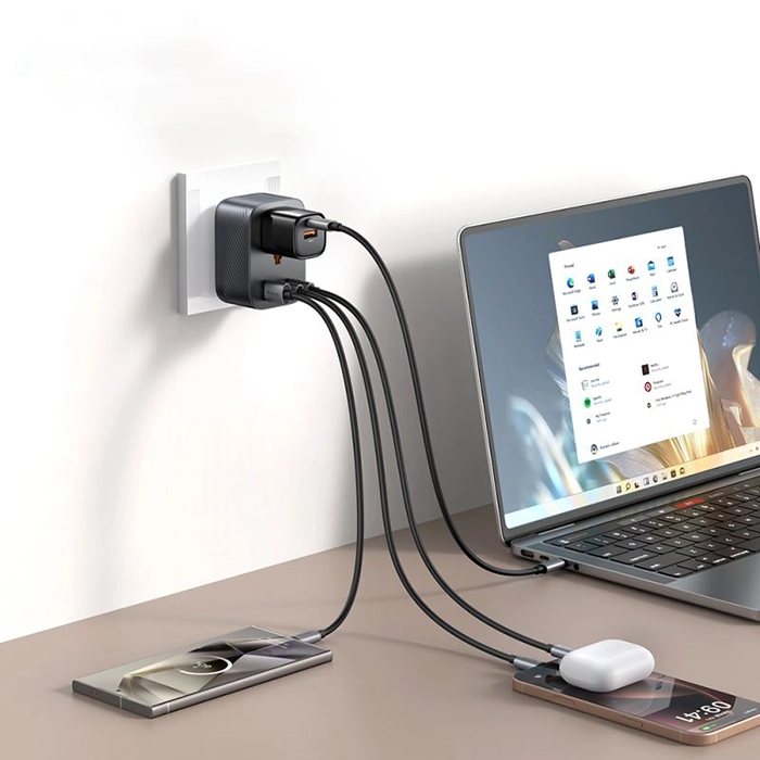 شارژر مسافرتی مکدودو CP-0750، راهحل مناسب برای شارژ سریع در سفر با توان 20 وات، 3 پورت و پریز جهانی