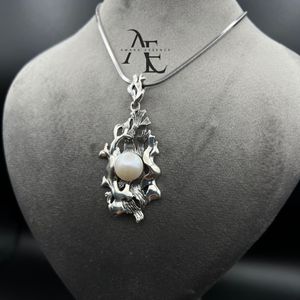 نیم‌ست نقره مرواریدی
