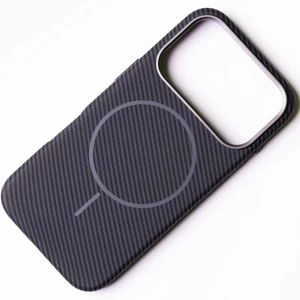 قاب محافظ فیبر کربن مگنتی آیفون 17پرو مکس ماسک MAGIC MASK