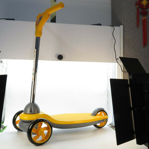 اسکوتر کودک مدل 1728 ظرفیت وزنی 20 کیلوگرم