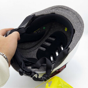 کلاه ایمنی دوچرخه مدل کربول راهنما دار شارژی کد 1620