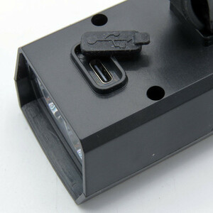 چراغ خورشیدی نمایشگردار نیترو کد 1600