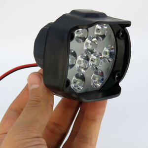 پروژکتور آفرودی خودرو مدل 9 ال ای دی کد 1721