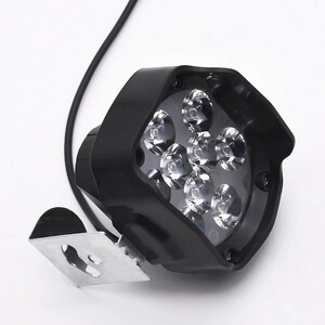 پروژکتور آفرودی خودرو مدل 9 ال ای دی کد 1721