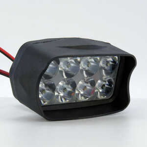 پروژکتور آفرودی خودرو مدل 8 ال ای دی کد 1720